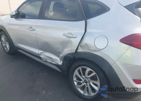2018 Hyundai Tucson Sel z USA, uszkodzony, nr VIN KM8J3CA45JU726151